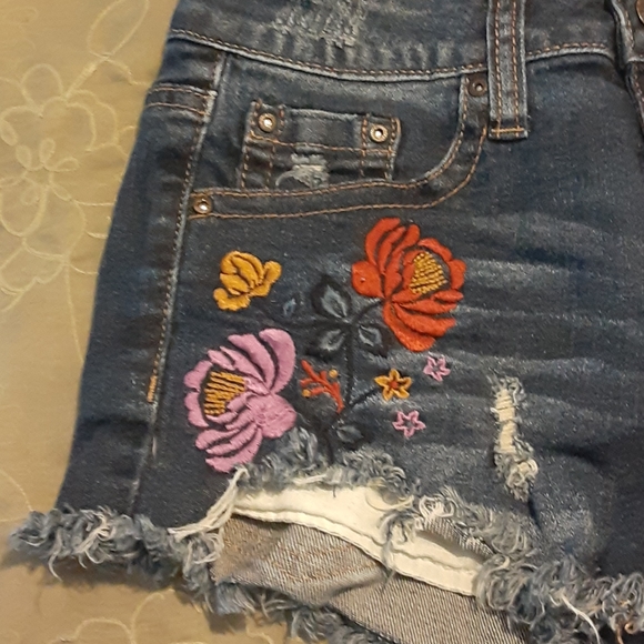 ZCO JEANS SHORT STRETCH SIZE 0 WOMENS - Picture 2 of 7